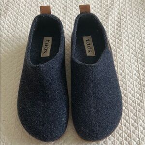 Taos Footwear Navy Wool Slip-On Shoes